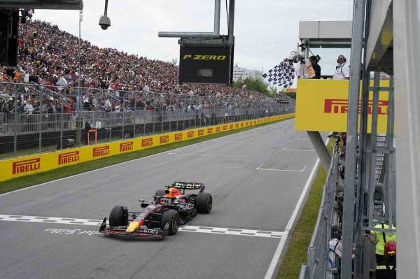 Kanada Grand Prix'sinde kazanan Max Verstappen