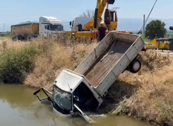 Turgutlu'da trafik kazası: 3 kişi yaralandı