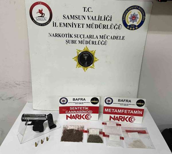 Bafra'da uyuşturucu operasyonu: Uyuşturucu ve ruhsatsız tabanca ele geçirildi