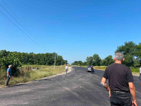 'Kavşak hatası' kazaya neden oldu: Takla atan otomobil araziye uçtu