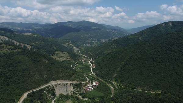 Asarcık'ta 3 kırsal mahallenin yol sorunu çözüldü