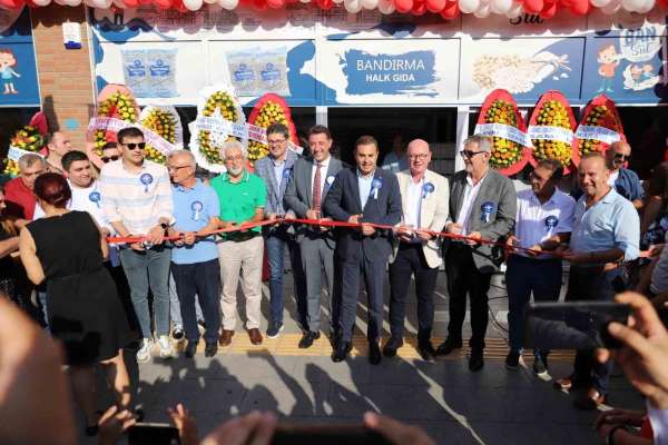 Bandırma'da ihtiyaç sahipleri için 'Sosyal Market' açıldı