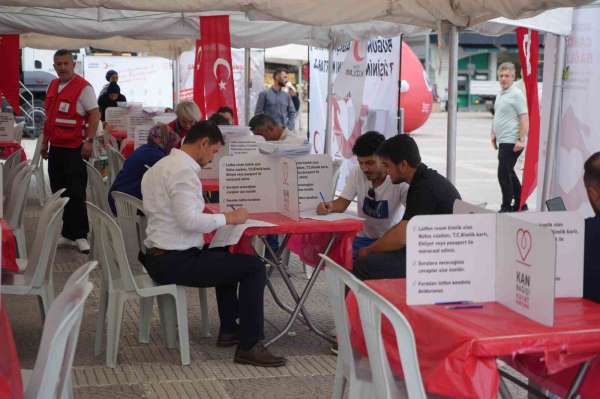 Hedef 1919 Kan Bağışı Kampanyası: İlk gün 210 ünite kan toplandı