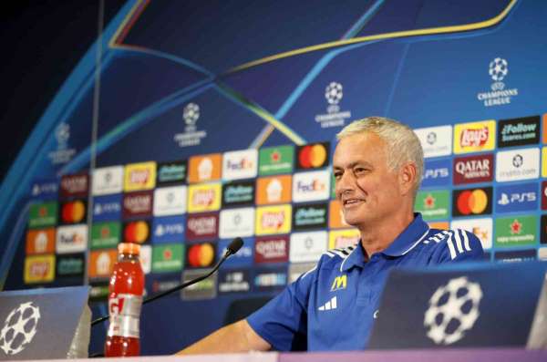 Jose Mourinho: 'İki maç sonunda lig aşamasına kalmayı hedefliyoruz'