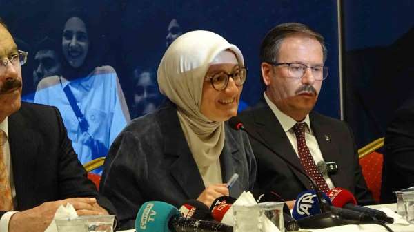 Terörsüz Türkiye toplantısında konuşan Belgin Uygur: 'Bembeyaz sayfalara hep birlikte nice zaferleri nice kard