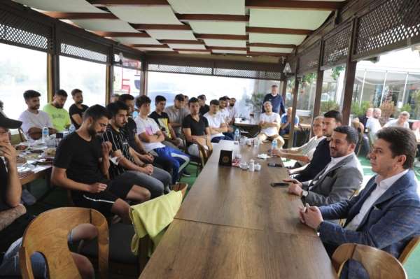 Başkan Arı, Nevşehir Belediyespor'a başarılar diledi 