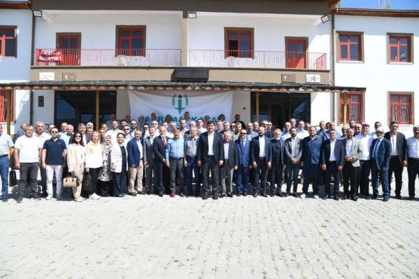 Başkan Oğuz, Kahramankazanlı yönetici ve bürokratlarla bir araya geldi