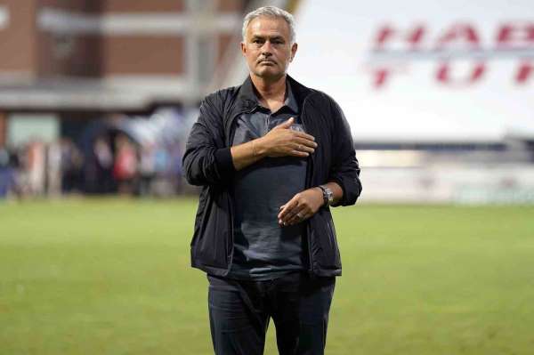 Jose Mourinho, Fenerbahçe'de ilk derbisine çıkacak