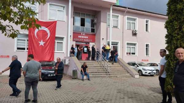 Oba Makarna'daki patlamaya ilişkin fabrika sahiplerinin aralarında bulunduğu şüpheliler adliyede