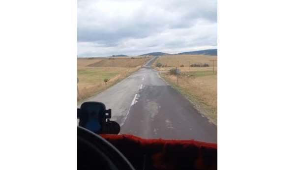 Yol durumunu ve kazaları anlatırken kazaya tanıklık etti