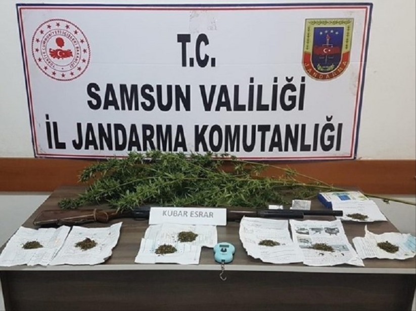 Samsun'da jandarma 19 kişiyi gözaltına aldı