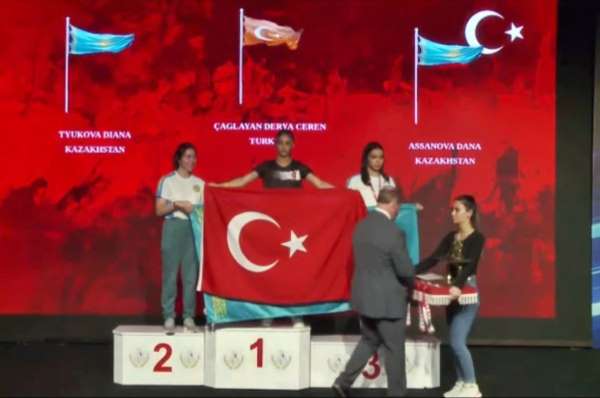 Derya Ceren Çağlayan: 'Bayrağımızı şereflendirmek için öne aldım' - Antalya haber