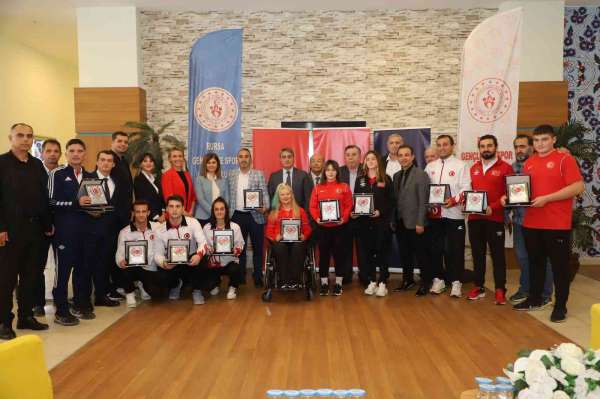 Yıldırım Belediyesi'ne yılın en iyi spor kulübü ödülü - Bursa haber