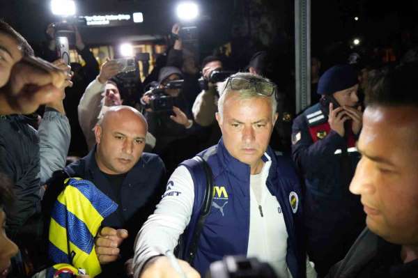 Fenerbahçe, Samsun'da coşkuyla karşılandı