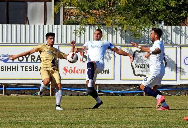 İmren Alaçatıspor'dan 6 gollü galibiyet