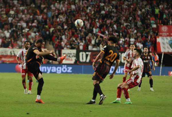 Trendyol Süper Lig: Antalyaspor: 0 - Galatasaray: 1