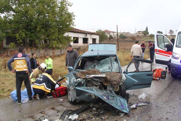Manisa'da yağmur kazayı da beraberinde getirdi: 1 bebek öldü, 5 kişi yaralandı