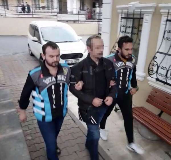 (Özel) İstanbul'da trafikte terör estiren motosikletli maganda yakalandı 