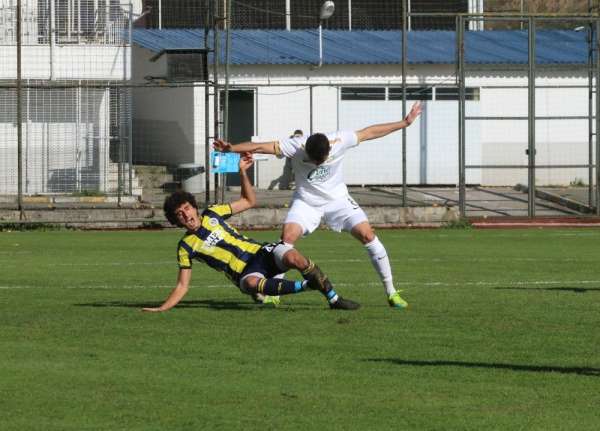 3. Lig: Belediye Derincespor: 0 - Fatsa Belediyespor:1 