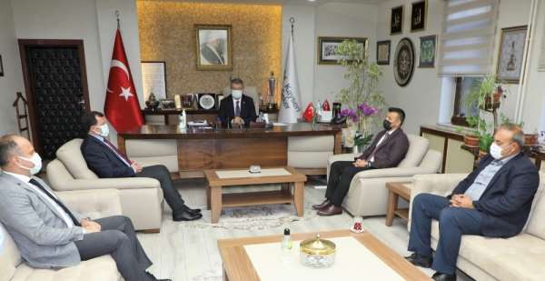 Gençlik ve Spor İl Müdürü Kabakçı, Hüseyin Akay'ı ziyaret etti