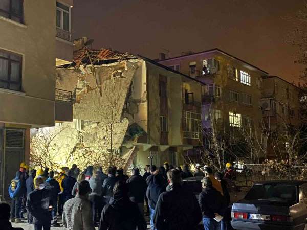 Ankara'da bir apartmanda meydana gelen patlamada, 3'ü ağır 4 kişi yaralanırken 2 kişi hayatını kaybetti