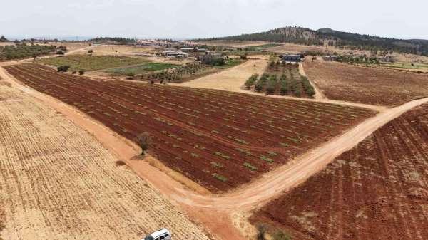 Şehitkamil'den kırsal mahallelerde yol atağı