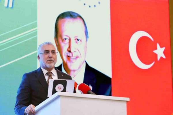 Bakan Işıkhan: 'Sendikalarımız bizim en önemli çözüm ortaklarımız arasındadır'