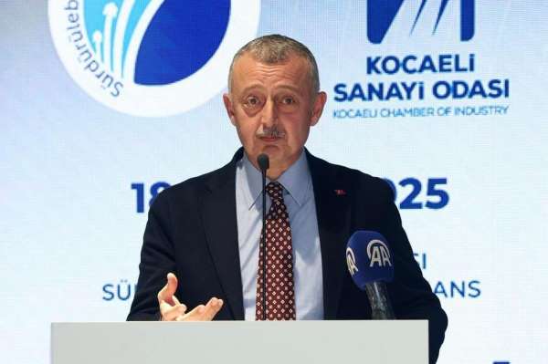 Büyükakın'dan sanayicilere: 'Kocaelispor için ayda 1000 dolar verecek 1000 firma yok mu?'