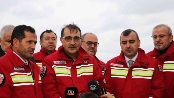Bakan Dönmez'den petrol rezervi açıklaması : 'Arkası gelecek bizi takip edin'