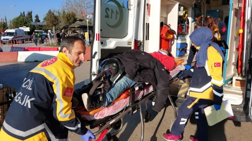 Samsun'da çarpışan motosikletin sürücüleri hastanelik oldu