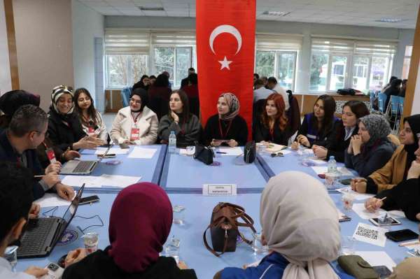 Amasya'nın gençleri 'gençlik politikaları' için buluştu