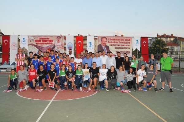 Akşehir'de Sokak Basketbolu Turnuvası sona erdi 