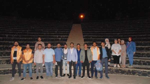 AK Parti'li gençlerden çevre temizliği