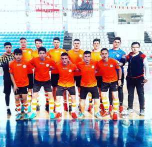 Arif Molu Teknik ve Endüstri Meslek Lisesi Futsal takımın gözü şampiyonlukta 