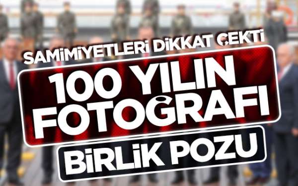 Cumhurbaşkanı Erdoğan, muhalefet parti liderleri ile hatıra fotoğrafı çektirdi