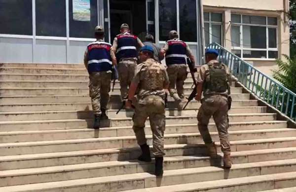 Diyarbakır'da terör örgütü PKK'ya eleman temin eden terörist yakalandı 