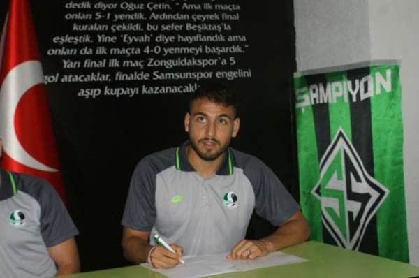 Sakaryaspor'da yeni transferlere imza töreni yapıldı 