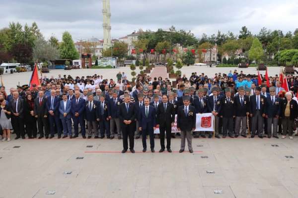 Bafra'da Gaziler Günü törenle kutlandı 