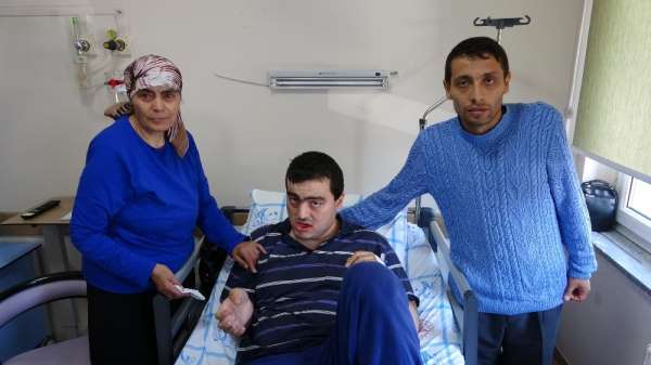 Tedavisi için Sağlık Bakanlığı'nın devreye girdiği engelli Tayfun ağrıyan dişind