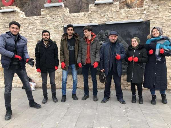 Atatürk Üniversitesi öğrencilerinden 'Tarihine Sahip Çık' projesi 