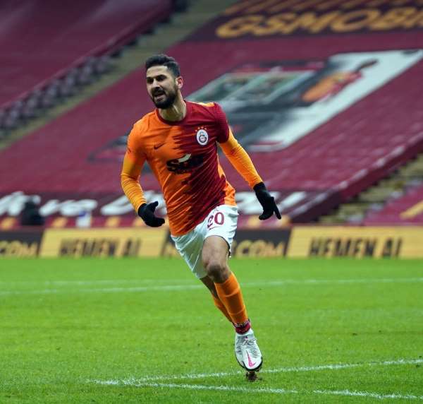 Emre Akbaba siftah yaptı