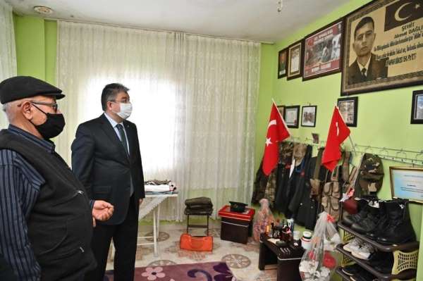 Vali Yılmaz: 'Şehit ailelerine kapımız, gönlümüz daima açıktır' 