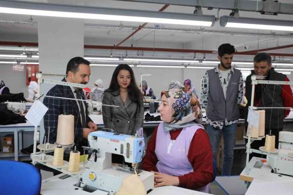 Muradiye'de kadın istihdamına yönelik tekstil fabrikası
