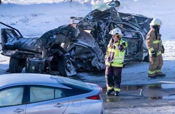 Kanada'da 200 araç zincirleme kazaya karıştı: 2 ölü, 70 yaralı 