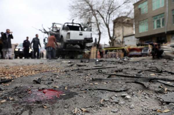 Afganistan'da art arda üç saldırı: 5 ölü, 2 yaralı 