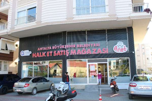 Manavgat Halk Et Satış Mağazası 1 yılda 50 ton et ve et ürünü sattı