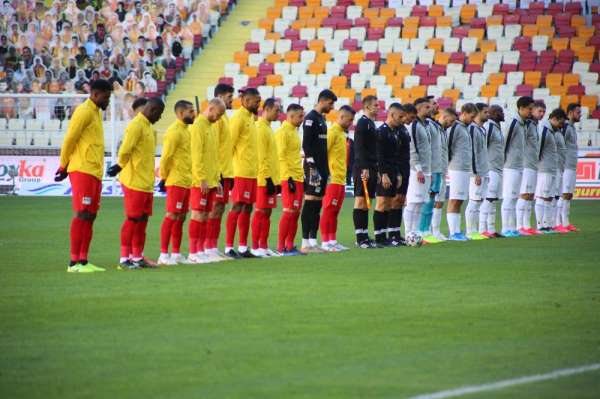 Süper Lig: Yeni Malatyaspor: 2 - Konyaspor:0 (İlk yarı)