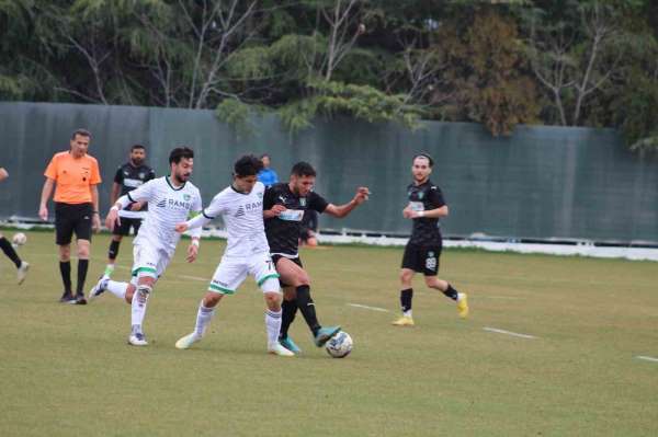 Denizlispor hazırlık maçında galip geldi