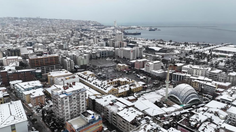 Samsun'da kartpostallık kar manzaraları havadan görüntülendi