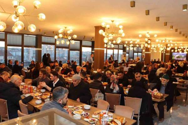 Sungurlu'da gazi ve şehit aileleri iftar sofrasında buluştu